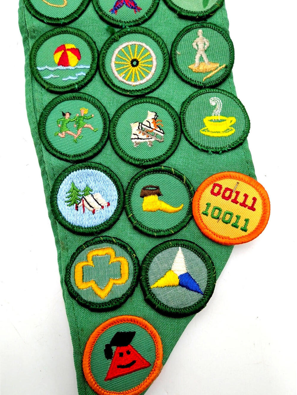 VTG 70s Girl Scout Uniform Sash +Badges Pins Patches Troop 589 Suncoast Catholic - Picture 5 of 10
